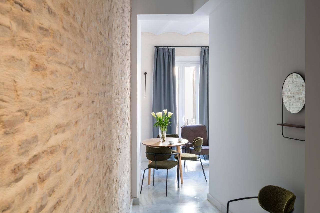 Magno Apartments San Gil - Shared Jacuzzi Sevilla Exterior foto