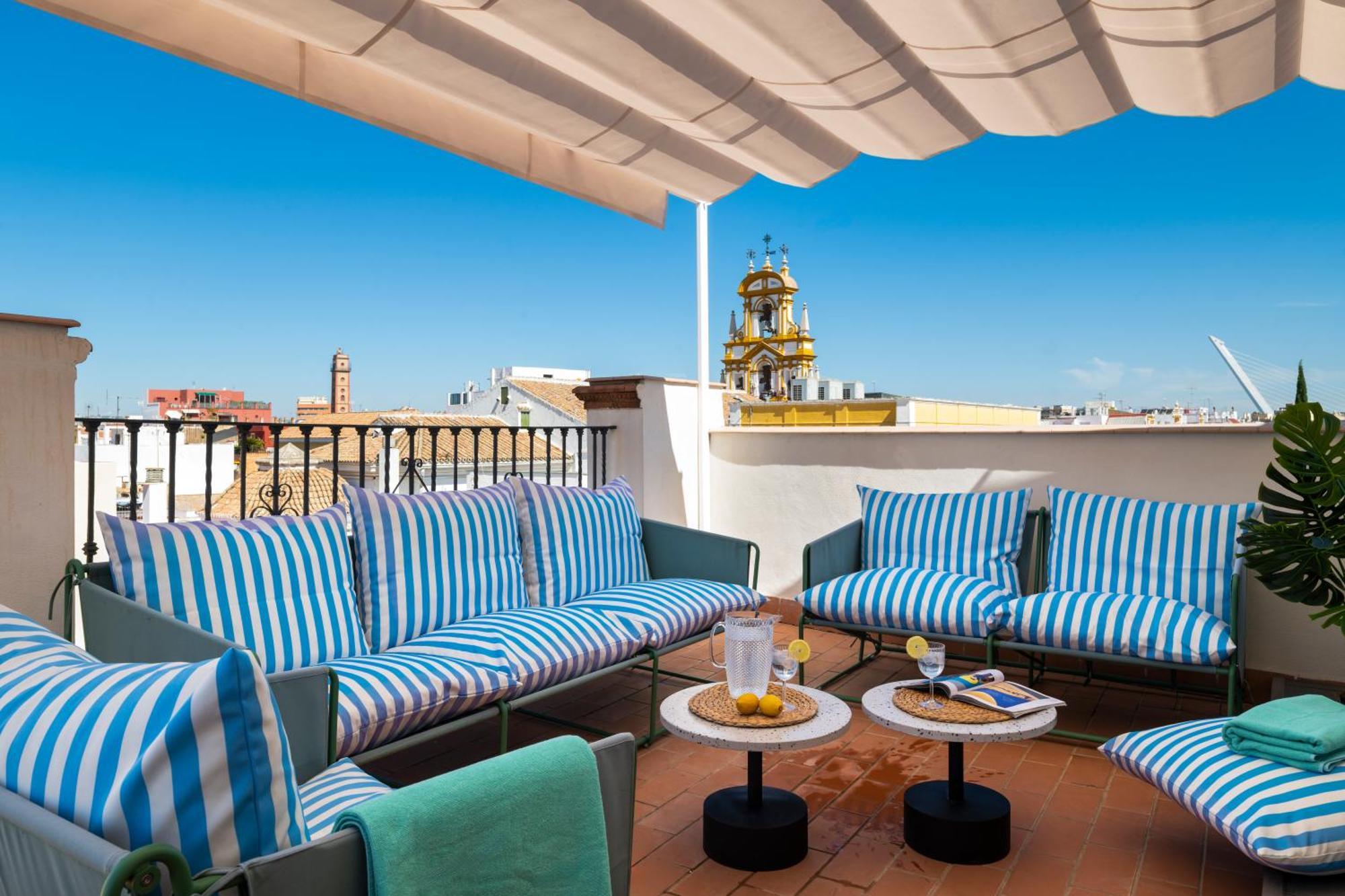 Magno Apartments San Gil - Shared Jacuzzi Sevilla Exterior foto